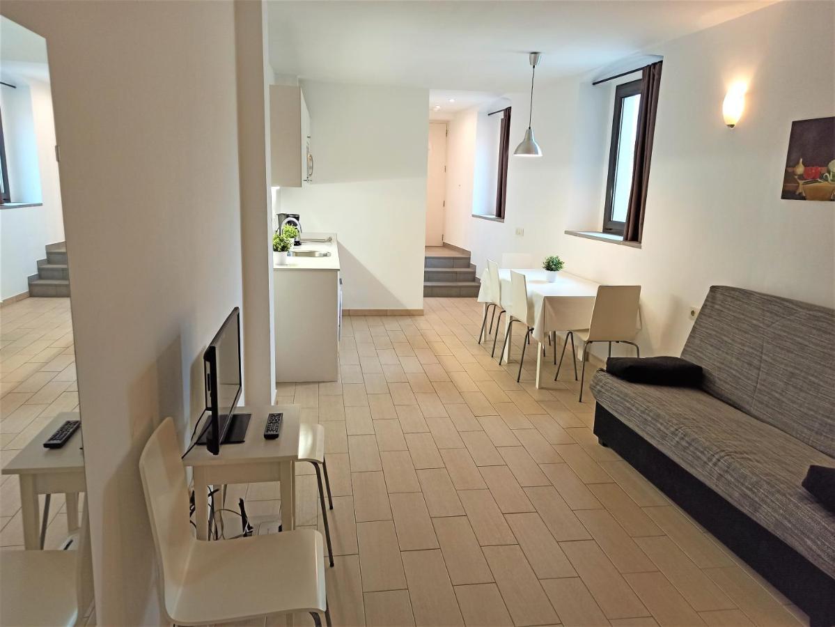 Apartaments Fonda Comerc Torroella de Montgrí Εξωτερικό φωτογραφία