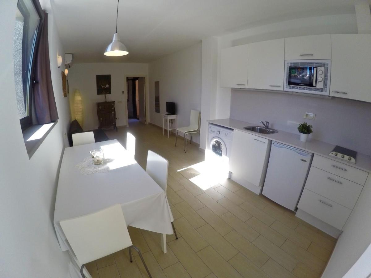 Apartaments Fonda Comerc Torroella de Montgrí Εξωτερικό φωτογραφία