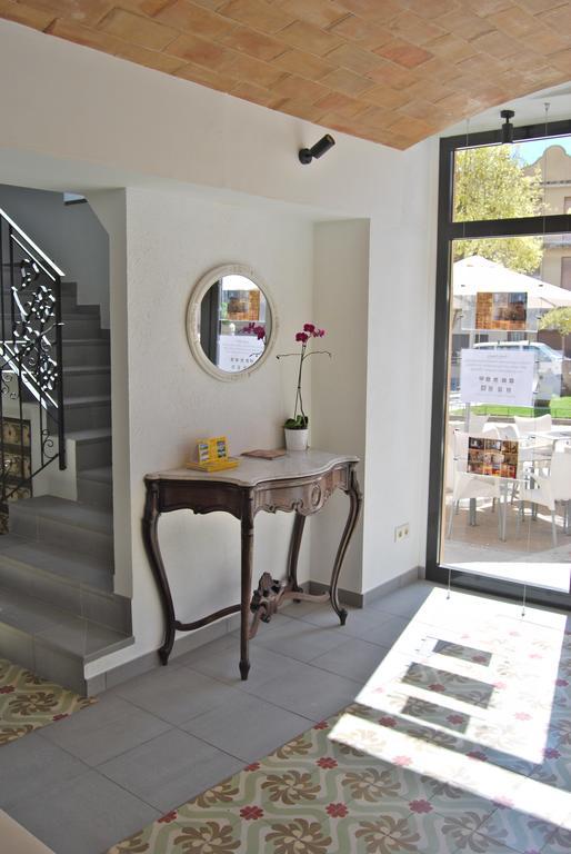 Apartaments Fonda Comerc Torroella de Montgrí Εξωτερικό φωτογραφία